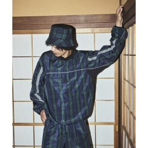 00s UMBRO アンブロ　パフジャケット　ナイロンジャケット　コバルトブルー 00s UMBRO アンブロ パフジャケット ナイロンジャケット