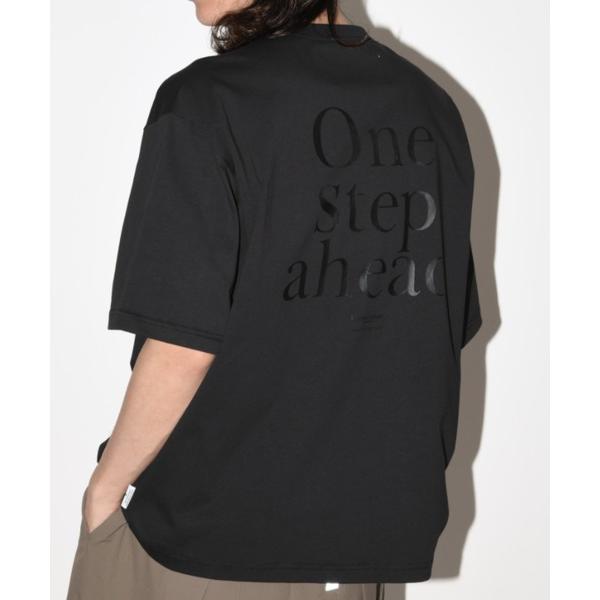 tシャツ フロント刺繍＆バックプリントTシャツ/”One step shead” S/S T-shi...