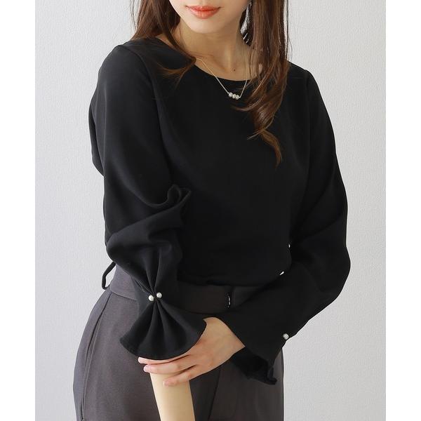 ブラウス シャツ パール付き 袖タック ラウンドネック フレア プルオーバー レディース