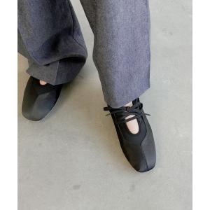 スニーカー サテンバレエレースアップシューズ レディース