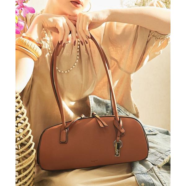 ボストンバッグ 「Ungrid/アングリッド」シンプルスムース　プレートチャーム付ワイドボストンバッ...