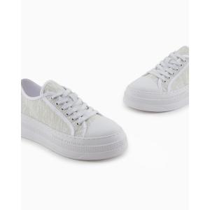 スニーカー 「A|X アルマーニ エクスチェンジ」ボリュームソール オールオーバーロゴ キャンバススニーカー レディース