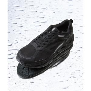 スニーカー MOISTHROUGH360 モイスルー360 / VENTIRIS 特許取得・通気防水システム採用 全天候型スニーカー / M1110M