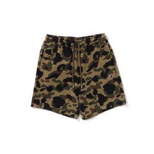 A BATHING APE（アベイシングエイプ） パンツ COLOR CAMO SHARK