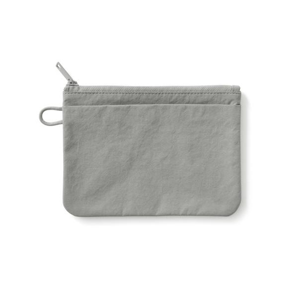 ポーチ リンクルナイロン　フラットポーチ　Ｍ　約１９×１３．５ｃｍ レディース メンズ