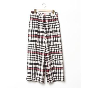 「AVIE」 パンツ 38 ホワイト レディース