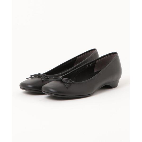 パンプス ラウンドスクエアトゥカッターパンプス