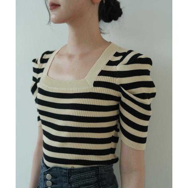 ニット セーター 立体感のあるパワーショルダー半袖サマーニット ボリューム袖が映える春服ビジネス対応...