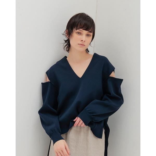 tシャツ slash sleeve Vneck pull(スラッシュスリーブVネックプルオーバー) ...