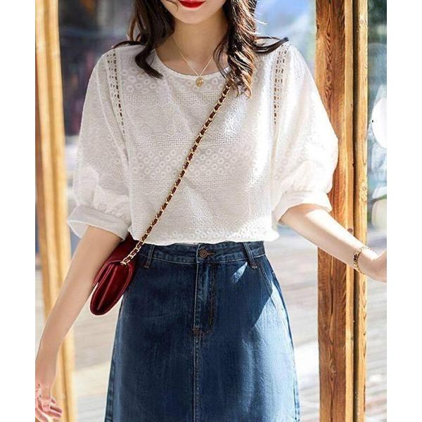 ブラウス シャツ 花柄レーススカラップ袖がさりげなく二の腕をカバー。ボリューム袖の春夏半端丈ブラウス...