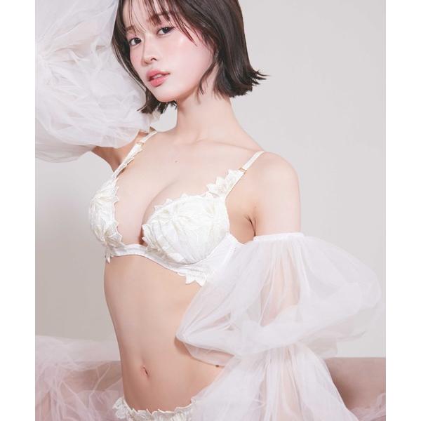 ブラジャー イノセンス ホットリフトブラ（B〜Dカップ）