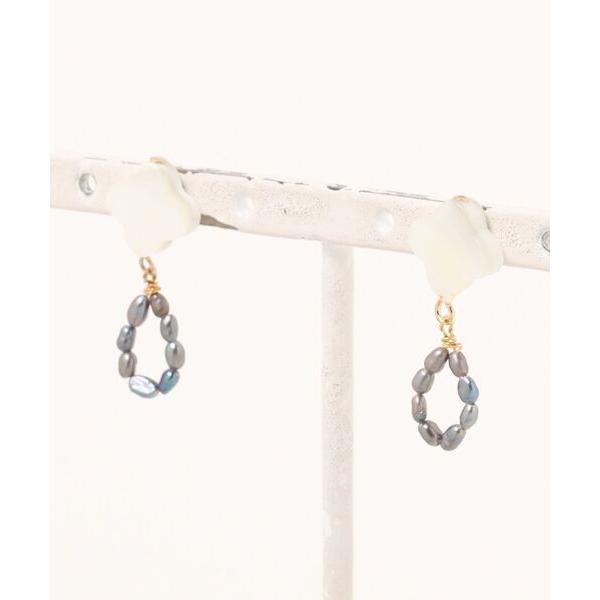 ピアス september/clover シェル ＋グレイ淡水パールpierce レディース