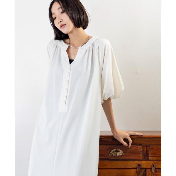 ワンピース 着映えとリラックスを両立！ふんわり袖×落ち感で魅せる、大人の抜け感ワンピース