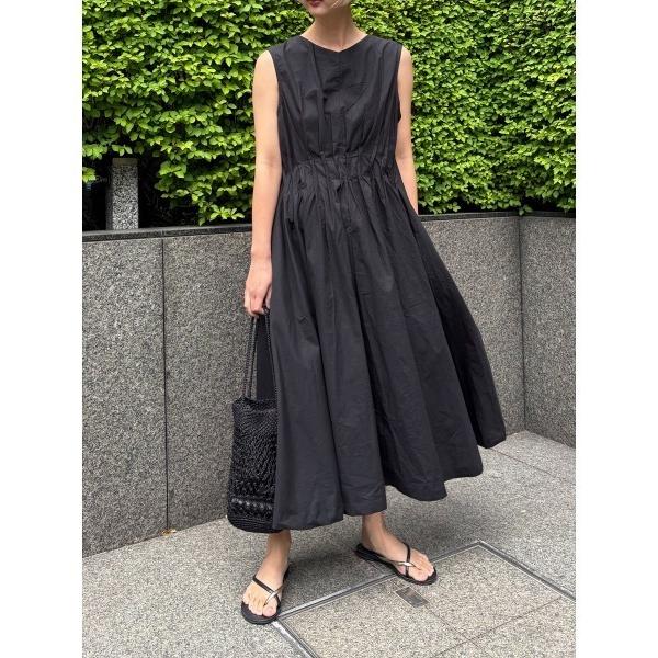 ワンピース 綿ブロードタックノースリOP