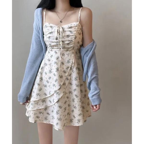 ワンピース 1枚で甘さ満開。小花柄 ミニ キャミ ワンピース。