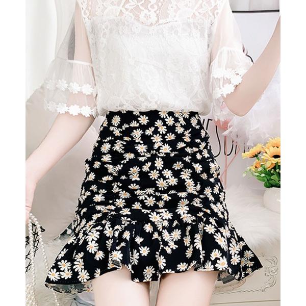 スカート フリル×ギャザーで映える♪小花柄ミニスカート