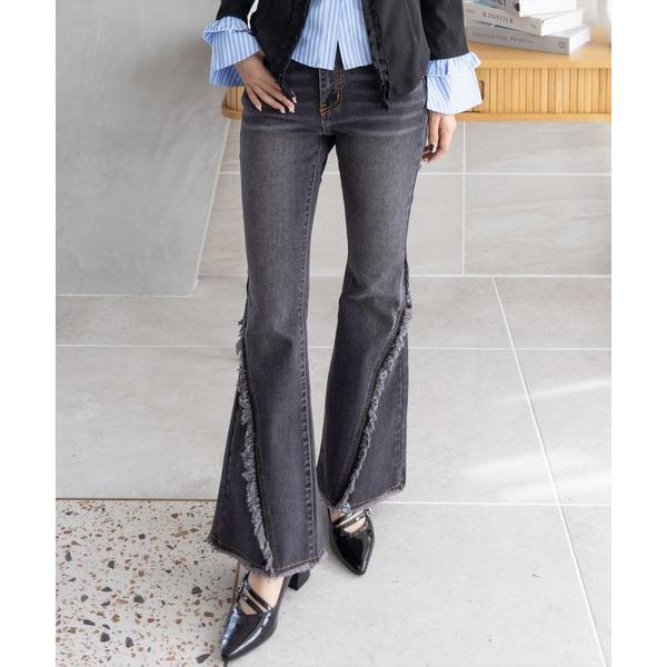 ジーンズ デニム デニムパンツ 「低身長対応／サイズ展開あり」ミドルライズフリンジフレアデニムパンツ...