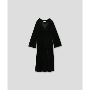 ワンピース 「WHYTO./ホワイト」 Vスリットベロアワンピースの商品画像