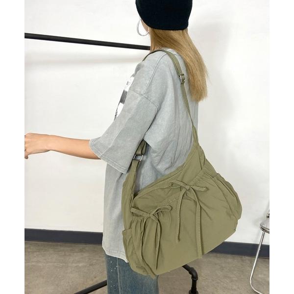 ショルダーバッグ バッグ フロントリボン付ショルダーバッグ レディース