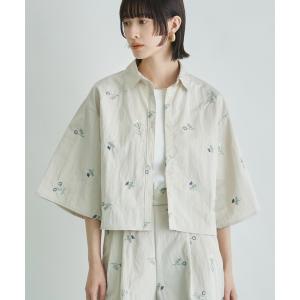 ブラウス シャツ タフタフラワー刺繍ハーフスリーブブラウス レディース