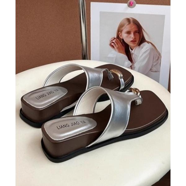 サンダル METAL THONG SANDALS レディース