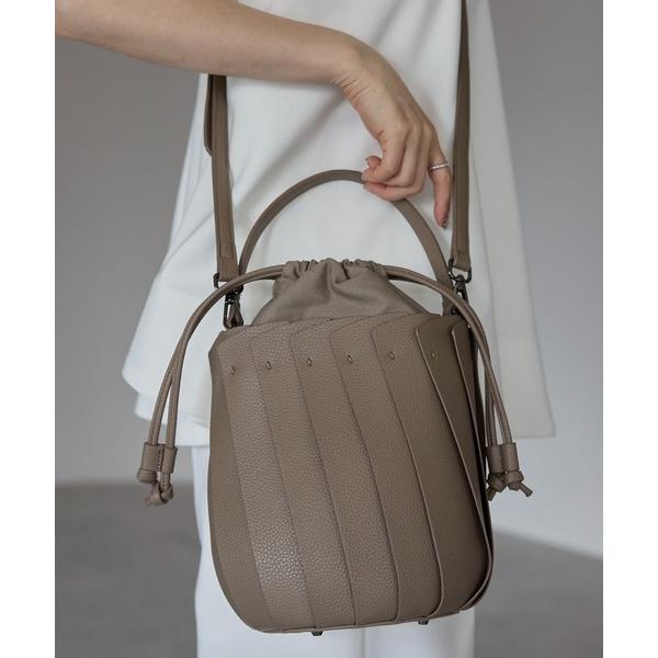 ショルダーバッグ バッグ 「グッシオゴールドラベル」　バケツ型プリーツショルダーバッグ　巾着 レディ...