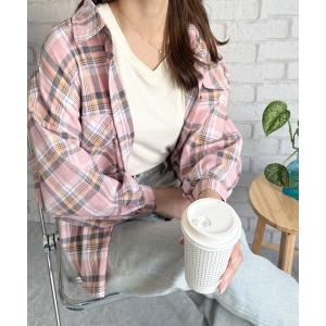 ブラウス シャツ トレンドのゆるっとシルエット。羽織ってコーデ完成！オーバーサイズチェック柄シャツ レディース