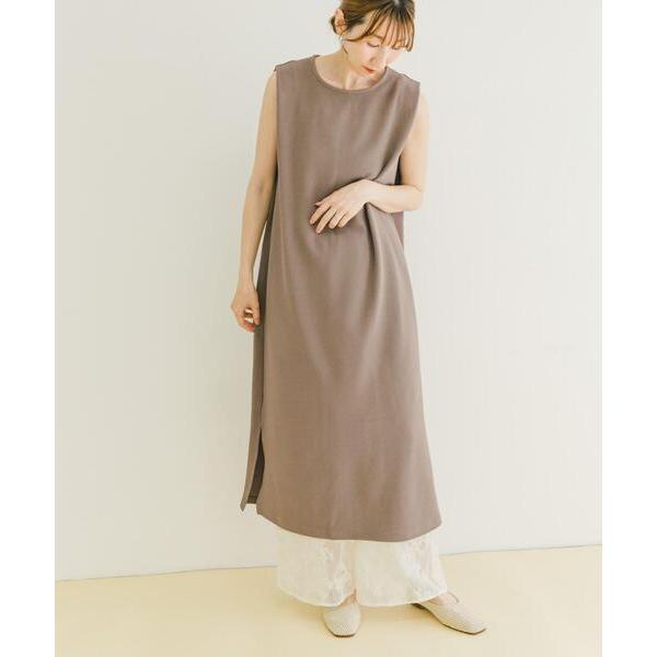 ワンピース ショルダータックノースリワンピース