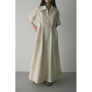 ワンピース ビッグカラーフレアワンピース