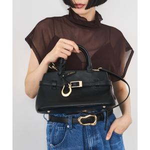 ハンドバッグ LE VERNIS(ル・ベルニ) Poire Charm bag