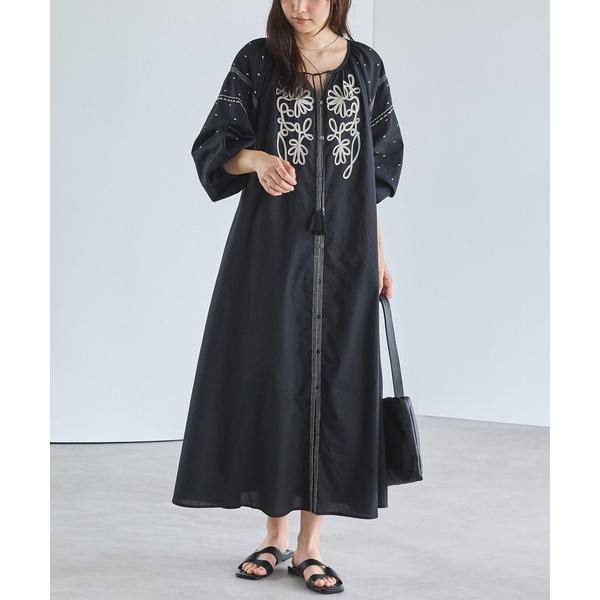 ワンピース 「インフルエンサーコラボ」コード刺繍ワンピース