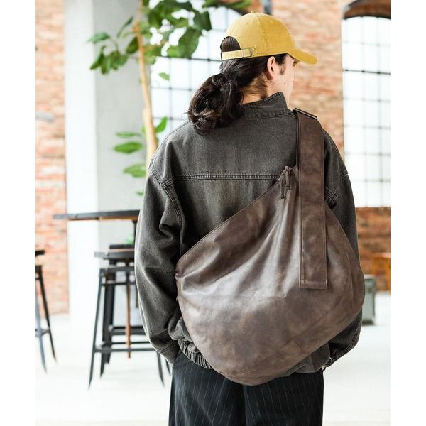 ショルダーバッグ フェイクレザー4ポケットラージショルダーバッグ メンズ