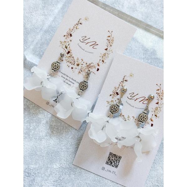 ピアス 「YM」アンティーク風ビーズ×マット花びら　シルバーピアス　サージカルステンレス(MA) レ...