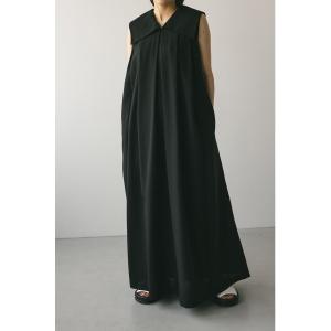 ワンピース ビッグカラーフレアワンピース