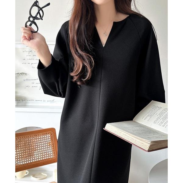 ワンピース 清楚にフェミニン、品よく抜け感。ランタンスリーブキーネックワンピース（ロング丈）