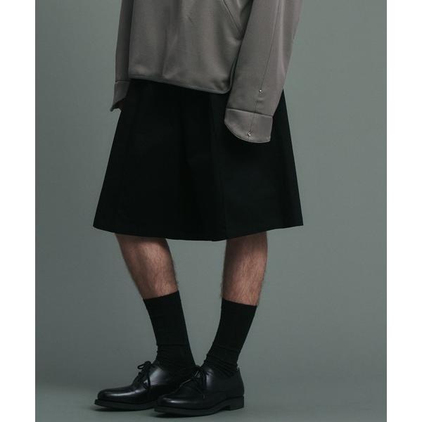 パンツ COTTON TWILL OVER SIZED BERMUDA SHORT メンズ レディー...