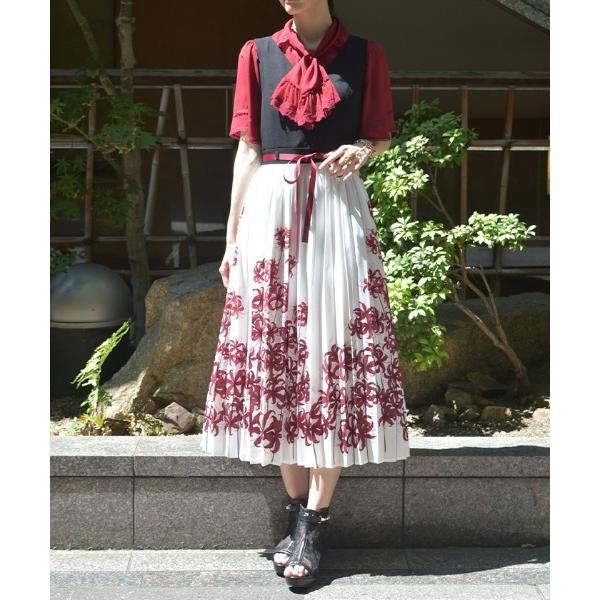 ワンピース 彼岸花柄プリーツジャンスカ