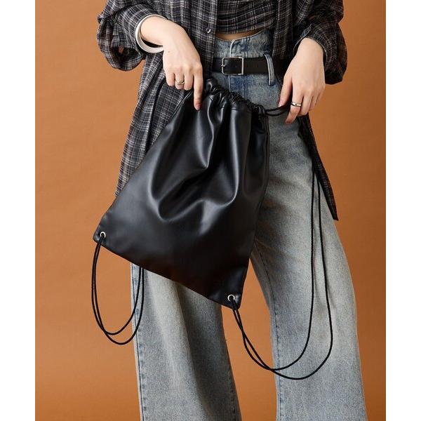 デイバック リュック フェイクレザーナップサック レディース