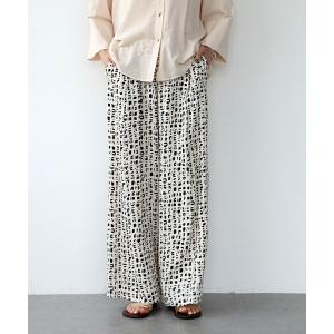 ワイドパンツ パンツ Deveauxラメ入りプリントワイドパンツ レディース