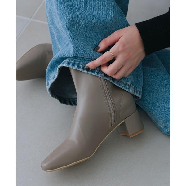 ブーツ 「S-LLサイズ展開・クッション入り」ソフトストレッチスクエア4.5cmショートブーツ IZ...