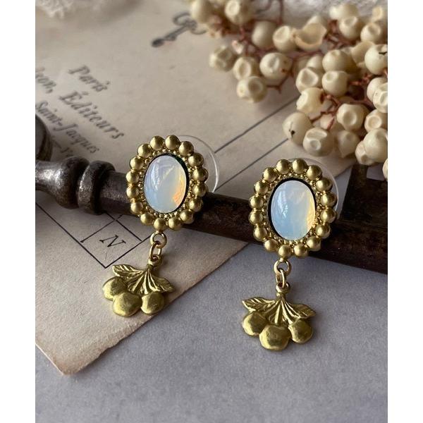 ピアス 「mallelabrocante/マルラブロカント」サージカルステンレス　ヴィンテージガラス...