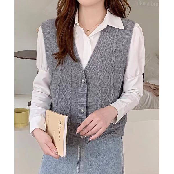 ニット セーター パールボタンVネックケーブルニットベスト レディース