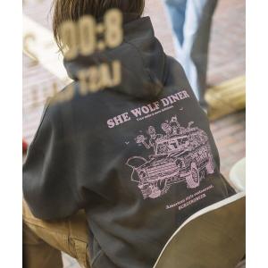 トレーナー スウェット 裏起毛 限定展開 SHE WOLF DINER×FREAK'S STORE/シーウルフダイナー 別注 ビッグシルエット バックプリント POパーカー/フーディ…