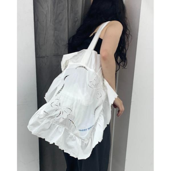 トートバッグ 「Lam Balm」ヴィクトリアエンブロイダリーピロートートバッグ レディース