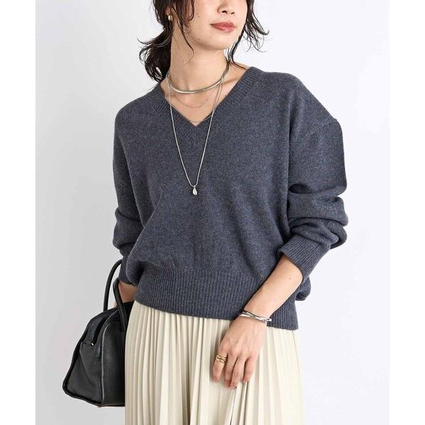 ニット セーター 「女性らしいデコルテライン」ウールVニット レディース