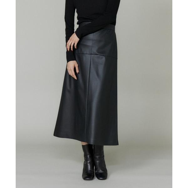 スカート フェイクレザートラペーズスカート