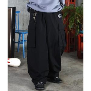 カーゴパンツ キーリングループ ワンポイント ナイロンワイドカーゴパンツ ユニセックス メンズ レディース