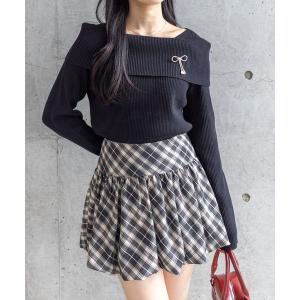 ニット セーター ブローチ付きオフショルニットトップス「バレエコア ガーリー」「AW新作」 レディース