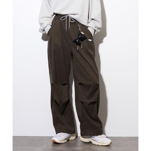 ワイドパンツ パンツ .works　チャーム付パラシュートパンツ レディース