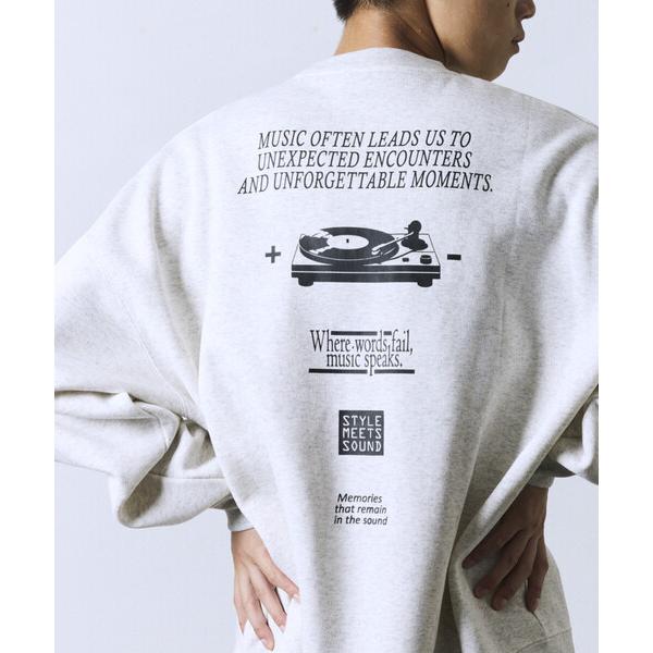 トレーナー スウェット 限定展開 リラックスフィット バックプリント クルーネック スウェット / ...